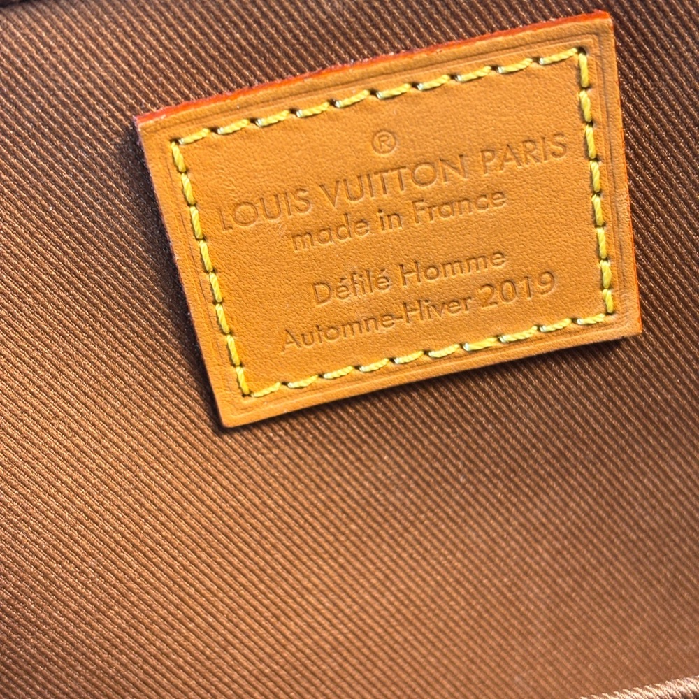Beautiful Louis Vuitton Soft Trunk Monogram Messenger - Picture 10 of 16